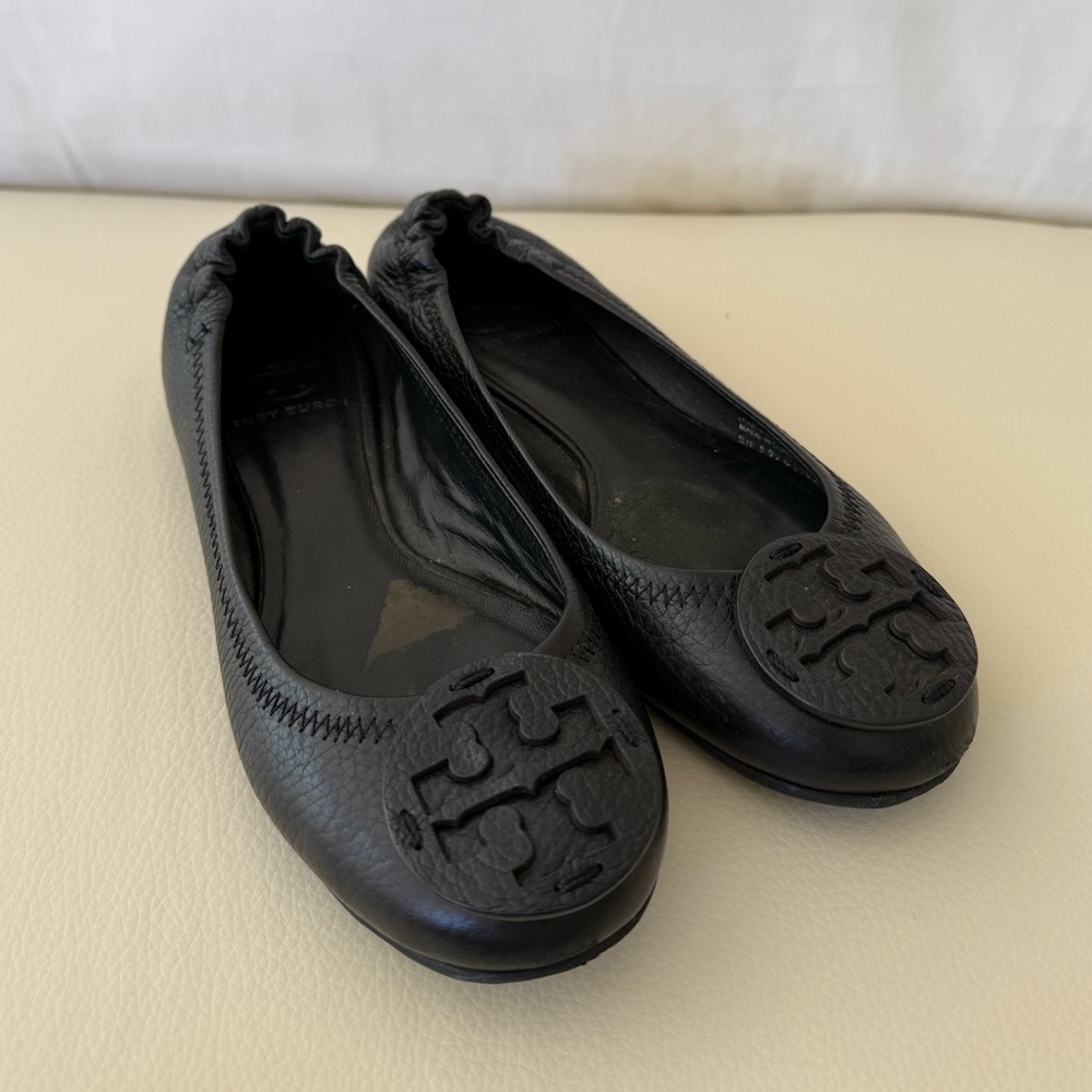 Tory Burch Reva Black Pebble Leather Ballet Flats